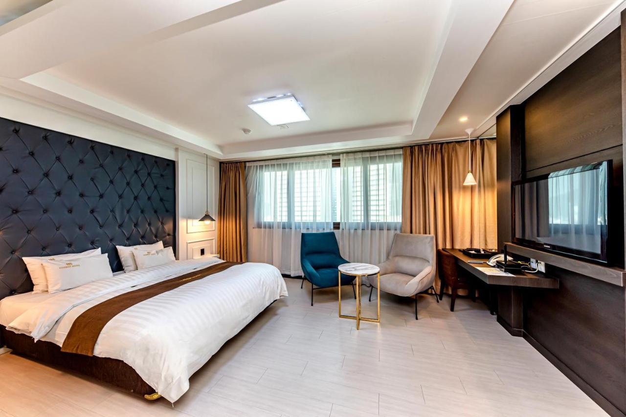 Hs Tourist Hotel Yeosu Exterior foto